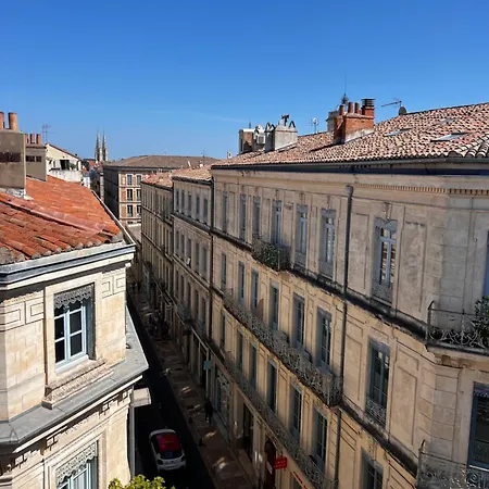 18 Rue General Perier